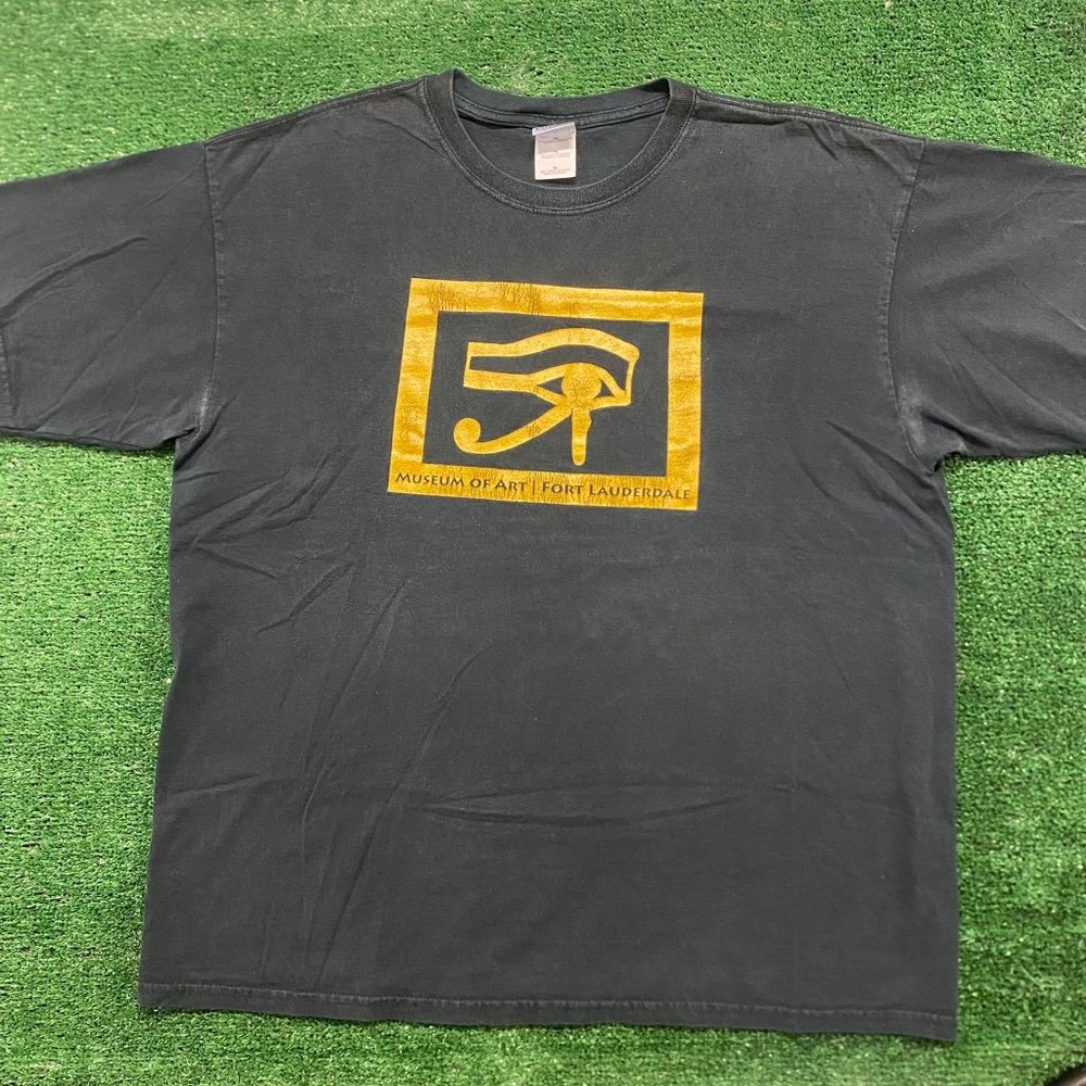 Egyptian Hieroglyphics Eye Vintage Art Museum T-Shirt